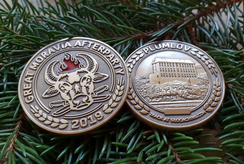 geocoin-2019-antique-gold.jpg