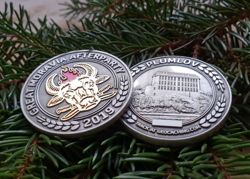 geocoin-2019-antique-silver-gold.jpg